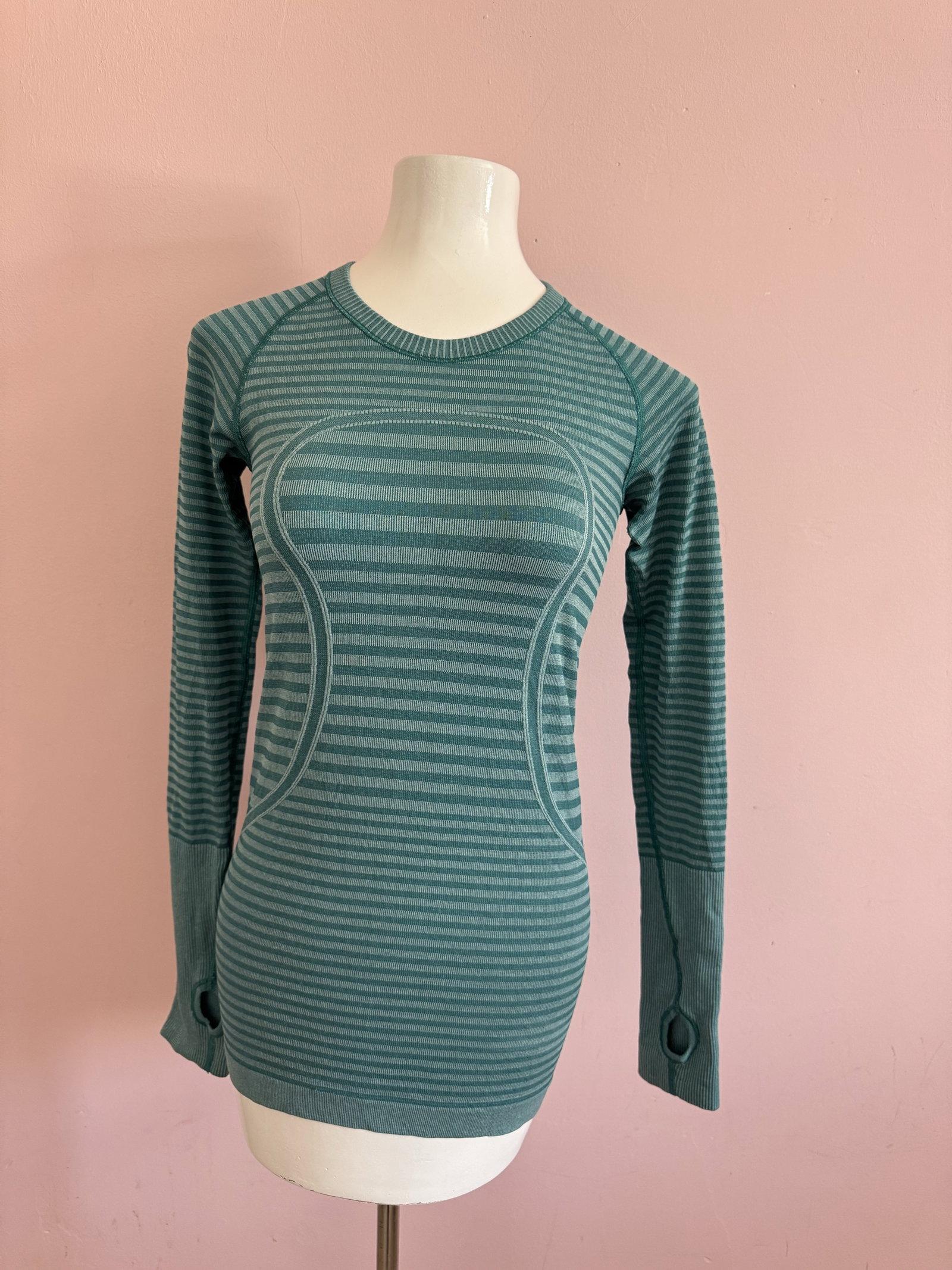Playera de Manga Larga Lululemon en Buen Estado