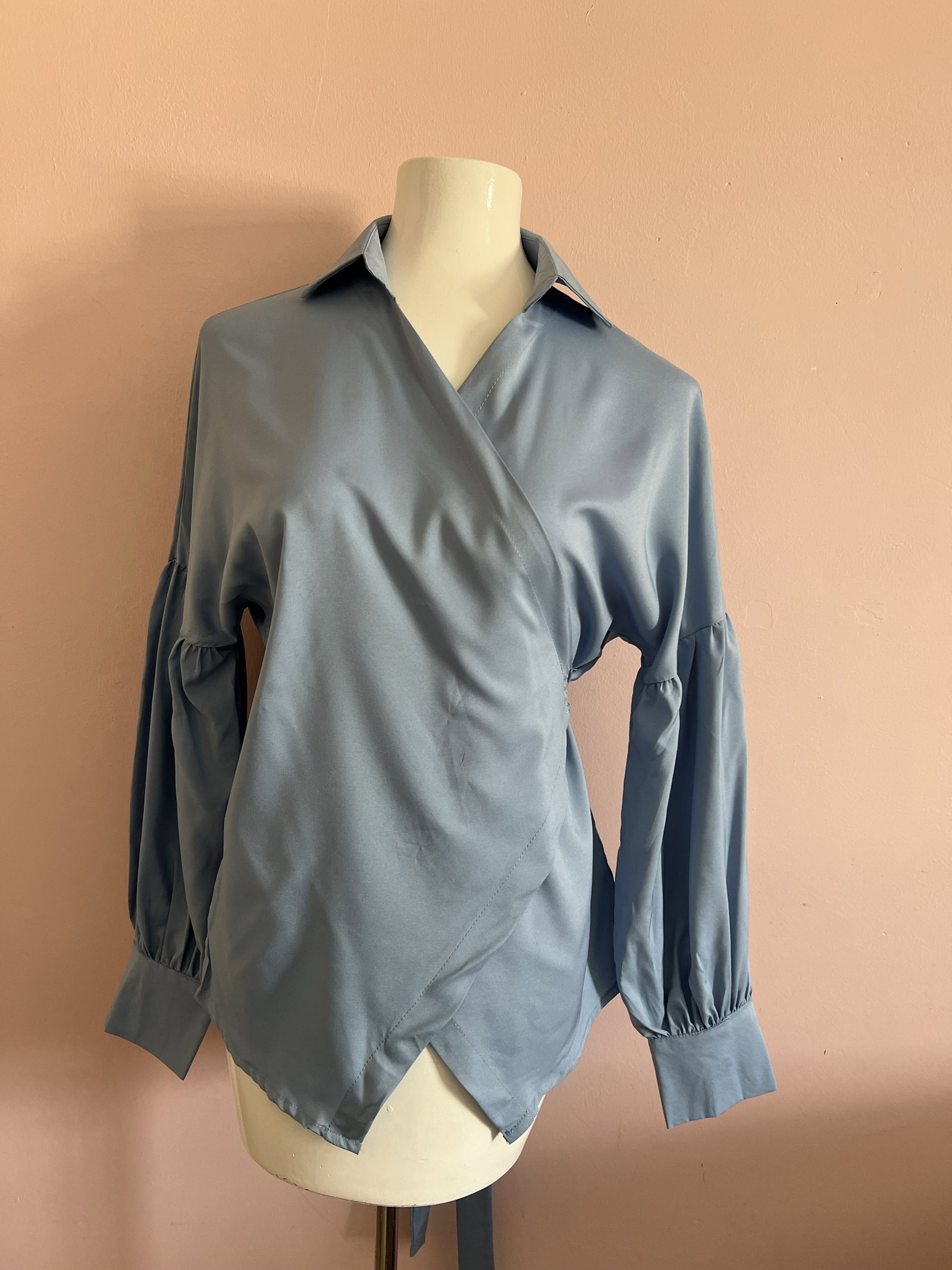 Blusa Azul con Mangas Abullonadas - Talla M