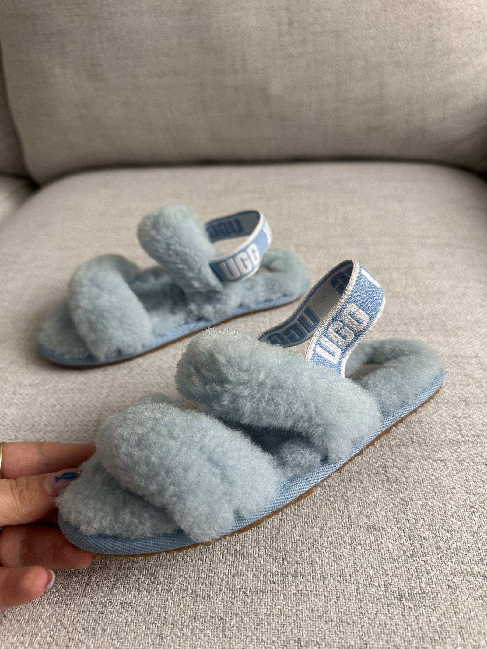 Sandalias UGG de Piel Sintética Color Azul Claro - Talla 10