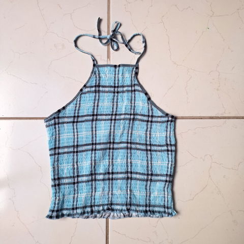 Top de tirantes a cuadros azul y negro