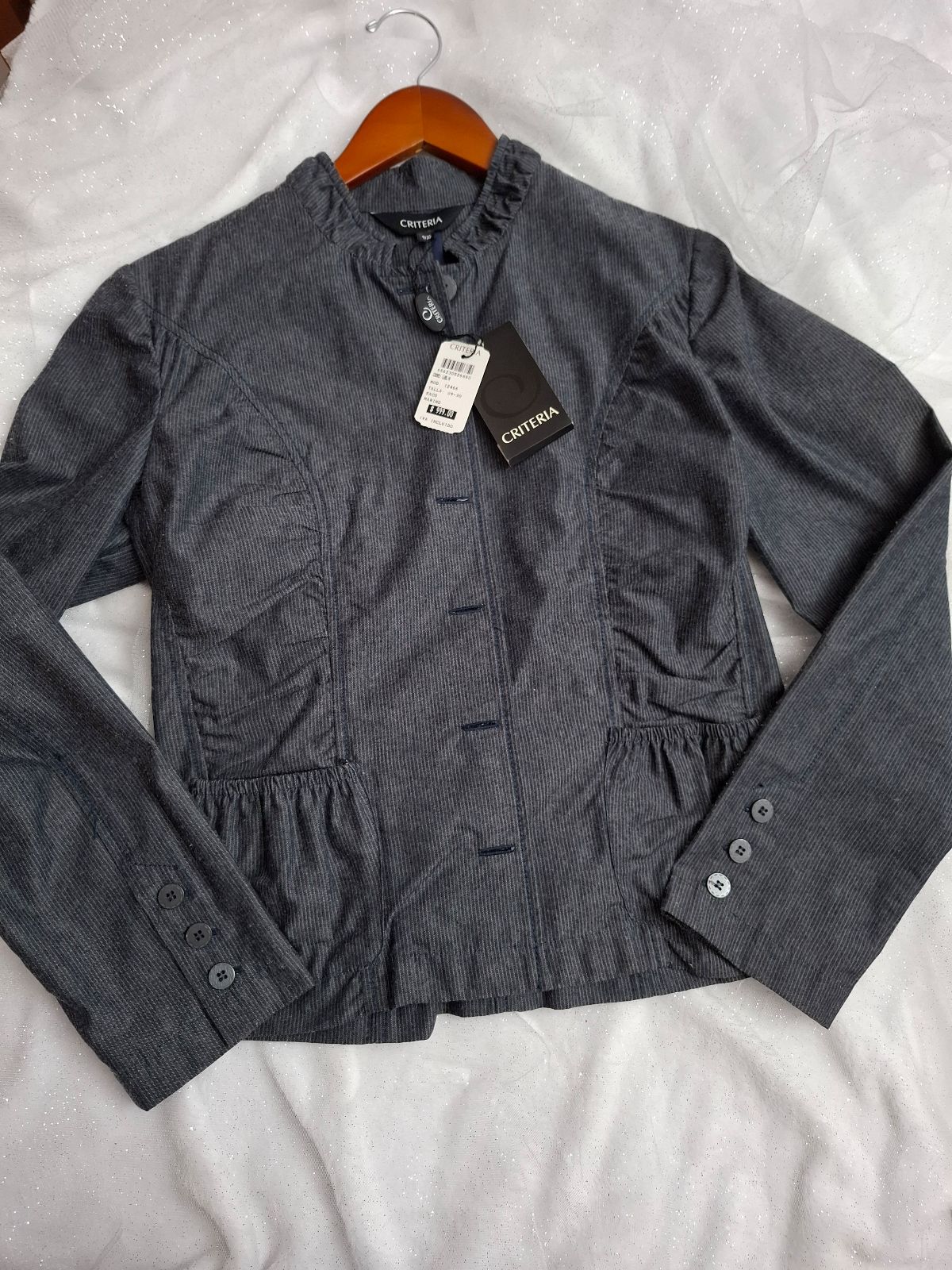 Chamarra Criteria de mujer, talla U9-30, color marino