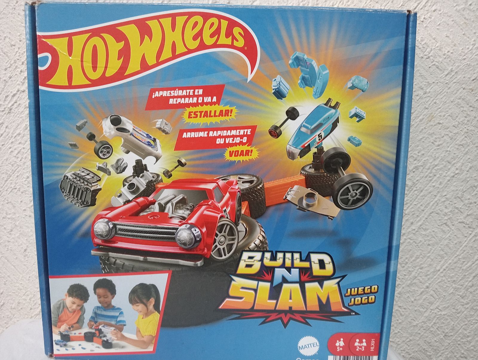 Hot Wheels Build N Slam - Diversión y velocidad