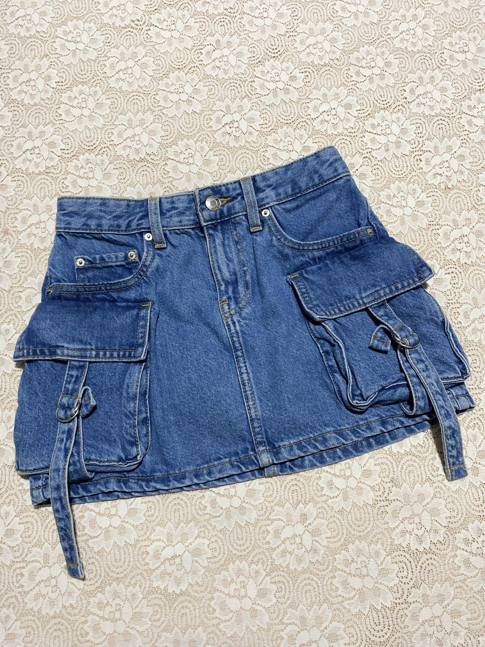 Falda Cargo Bershka en Perfecto Estado