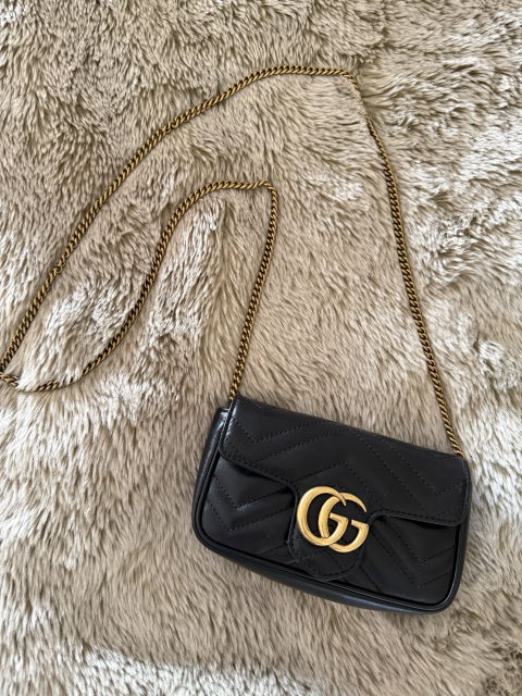 GUCCI MARMONT SÚPER MINI NEGRA