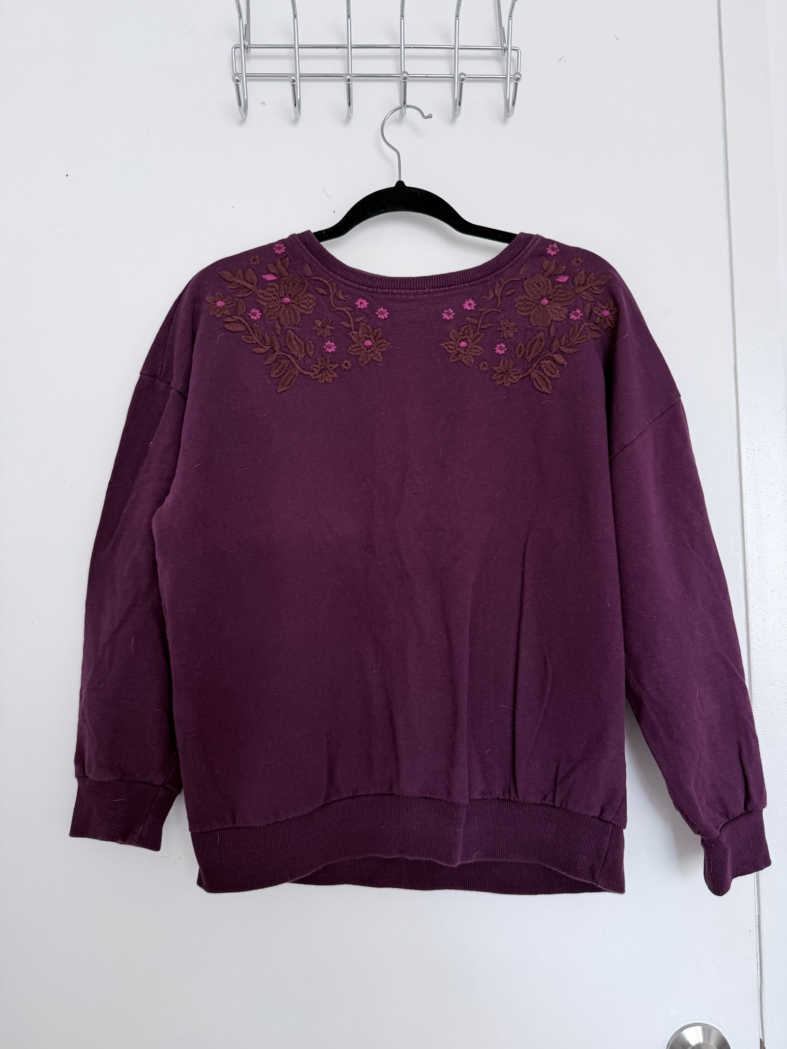 Sudadera Weekend Bordada Talla Grande