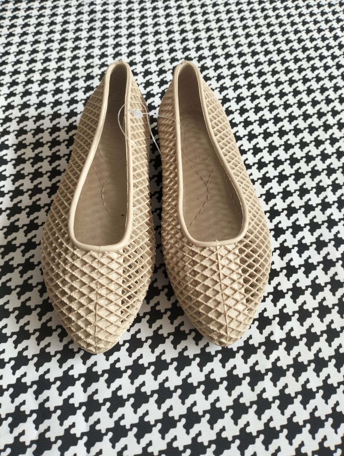 HERMOSAS ZAPATILLAS PARA NIÑA 