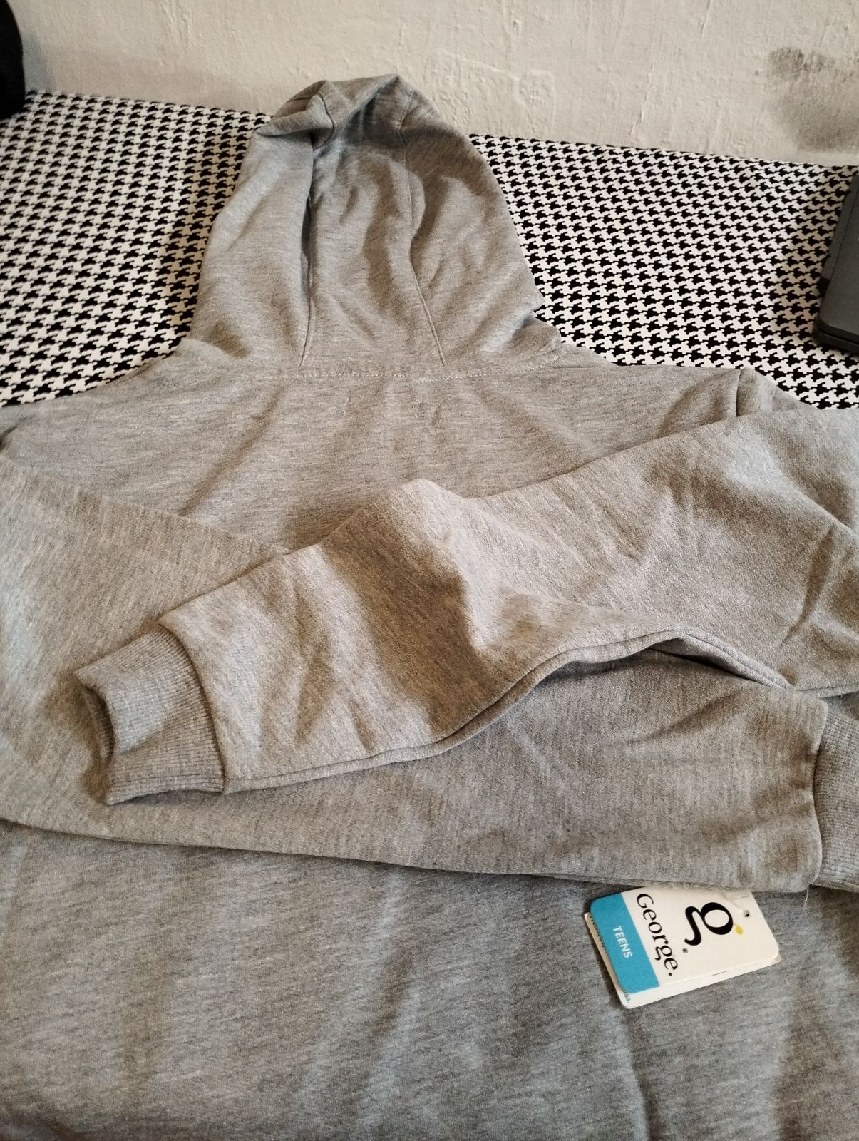 Sudadera infantil talla 12-14-16 con capucha