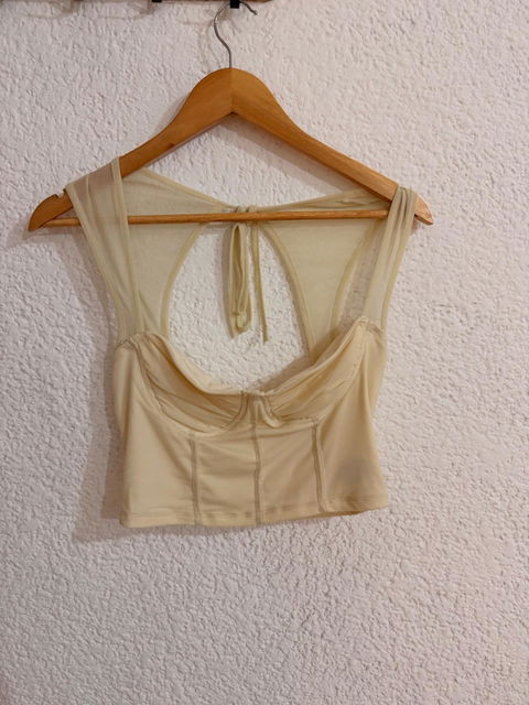 blusa beige