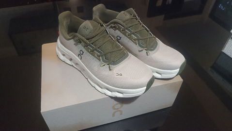 Sneakers OnCloud originales nuevos para caminata número 6