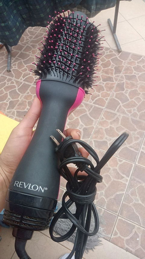 Secadora y Alisadora de Cabello Revlon