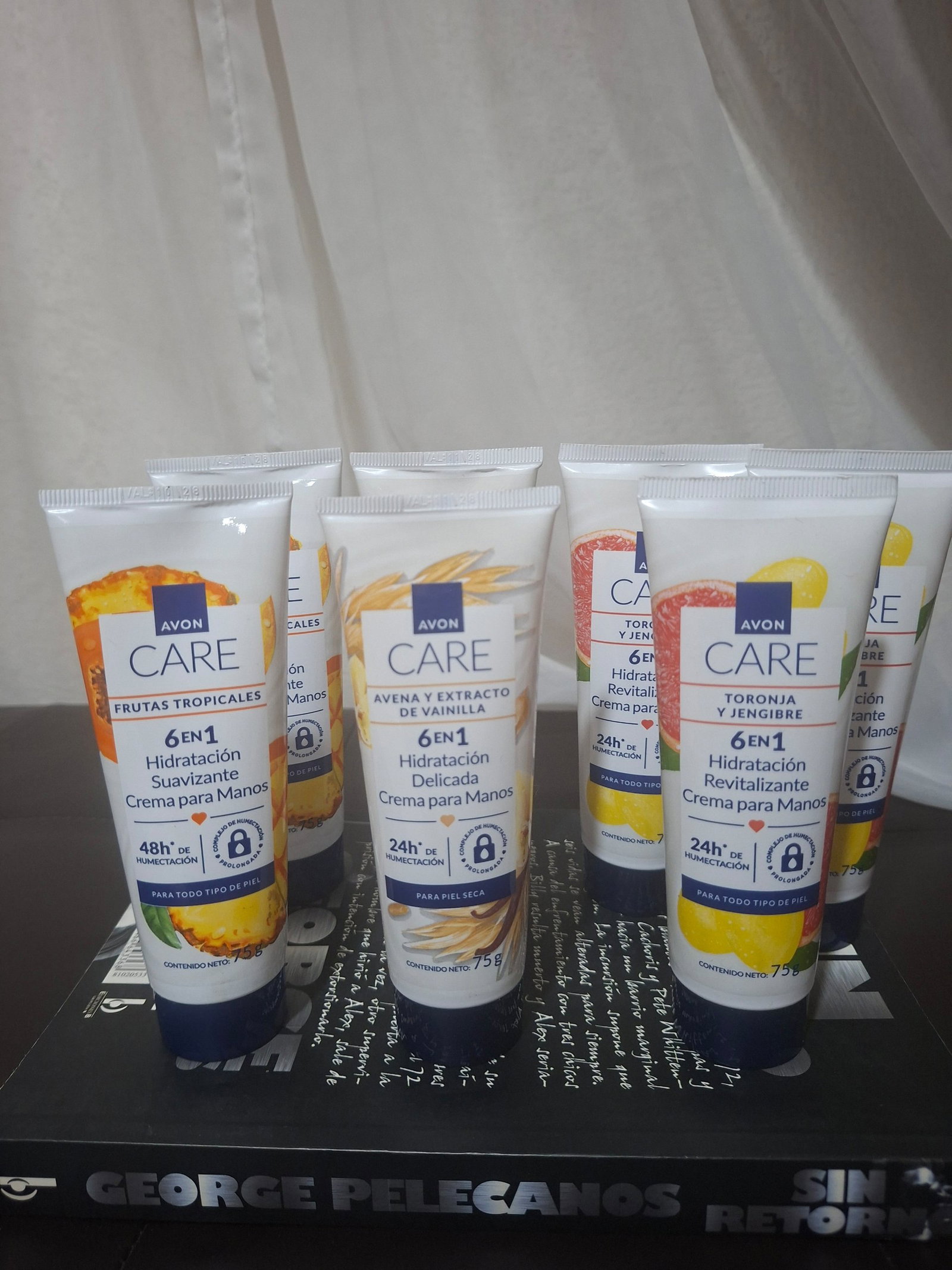 Lote Crema para Manos Avon Care 6 en 1 (7 piezas)