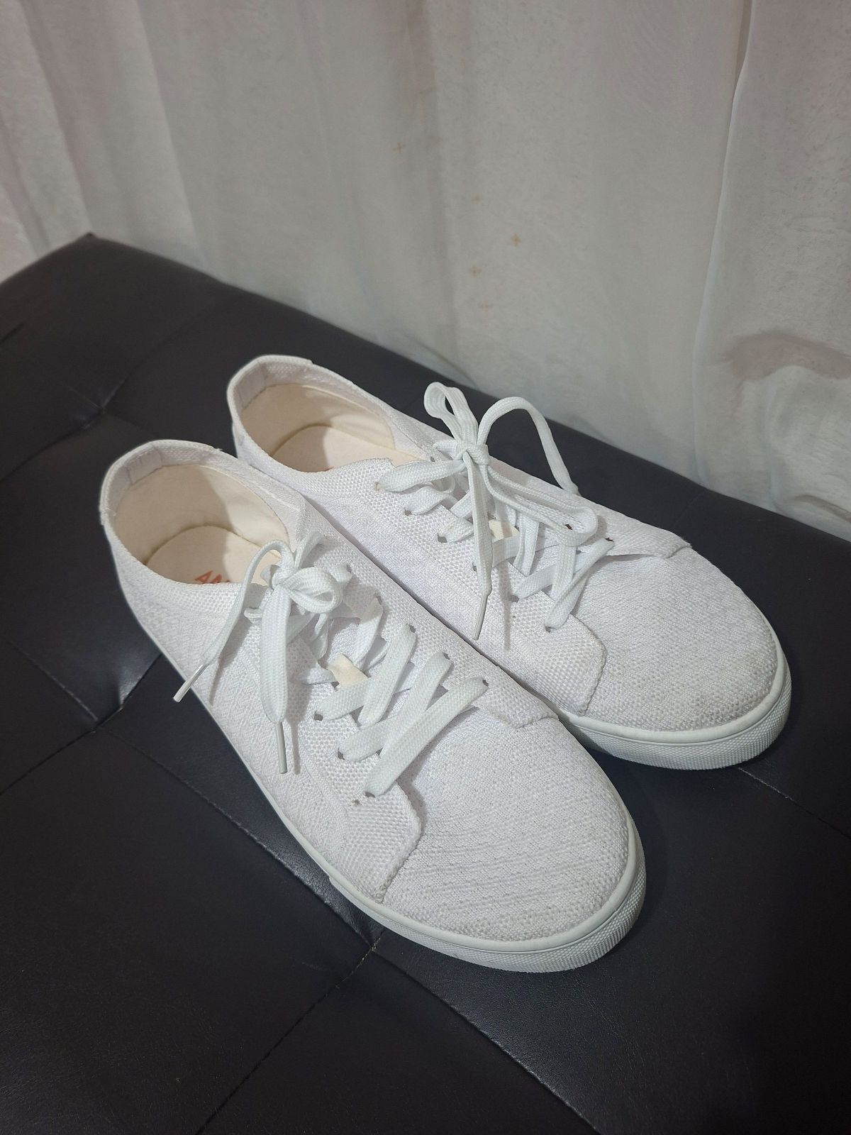 Tenis blancos de tela 