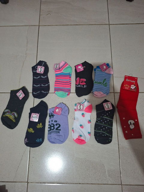 Lote de 10 calcetas de mujer
