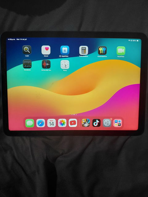 iPad Air 5ta Generación 64GB Azul en Buen Estado