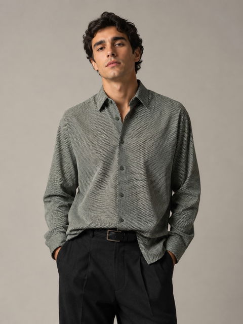 Camisa verde de botones formal diseño Bijom talla chica hombre