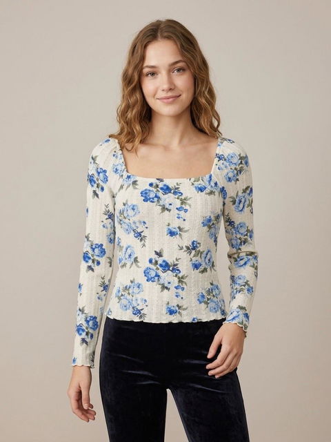 Blusa floral Almost Famous nueva con etiqueta - Talla M