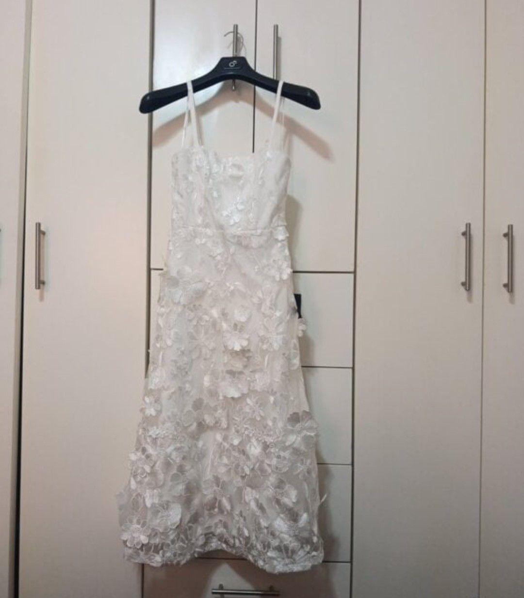 Vestido blanco con tirantes y flores en relieve - Talla XS