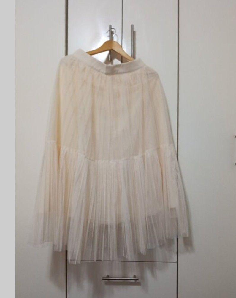 Falda beige YIYIYICHU talla S nueva sin etiqueta