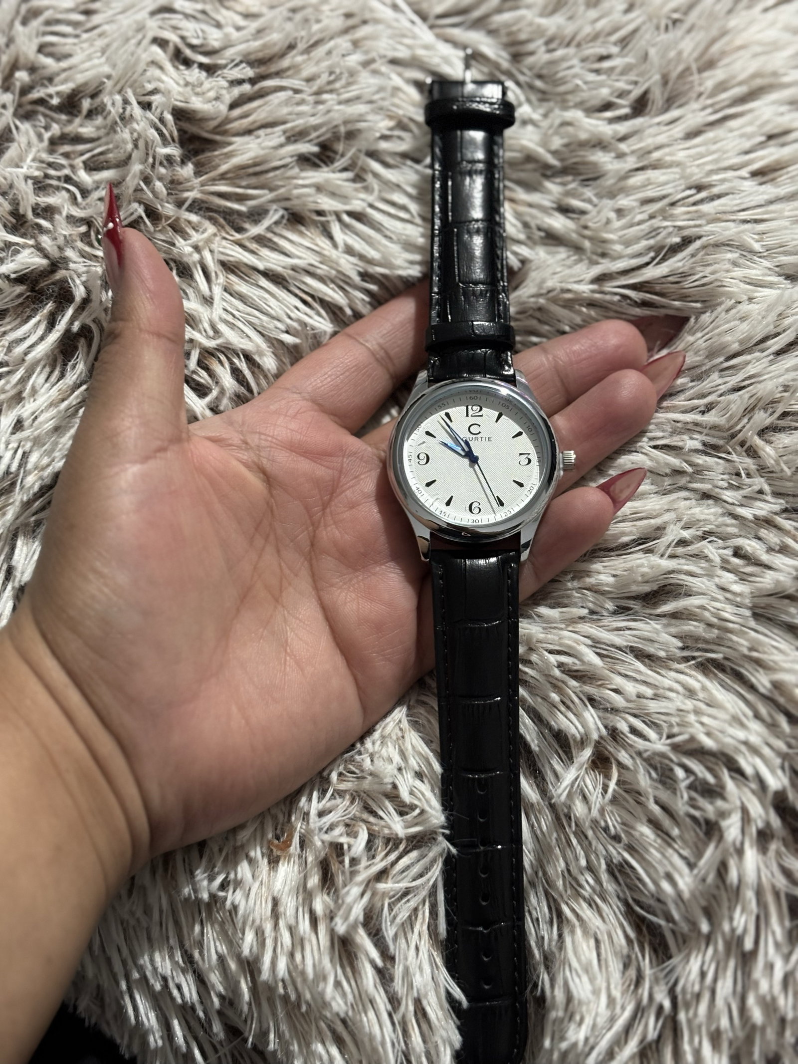 Reloj Courtie Nuevo con Etiqueta - Correa de Piel Genuina