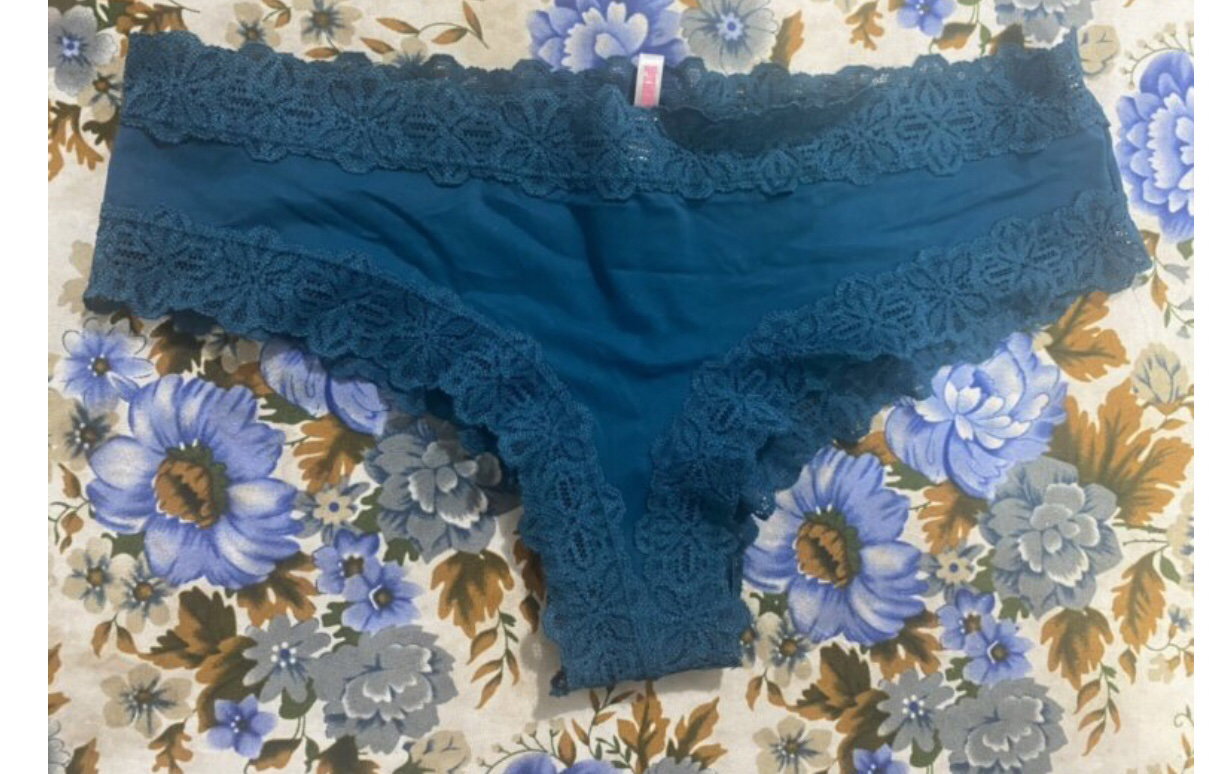 Panty Pink by Victoria's Secret - Talla M - Nueva con Etiqueta