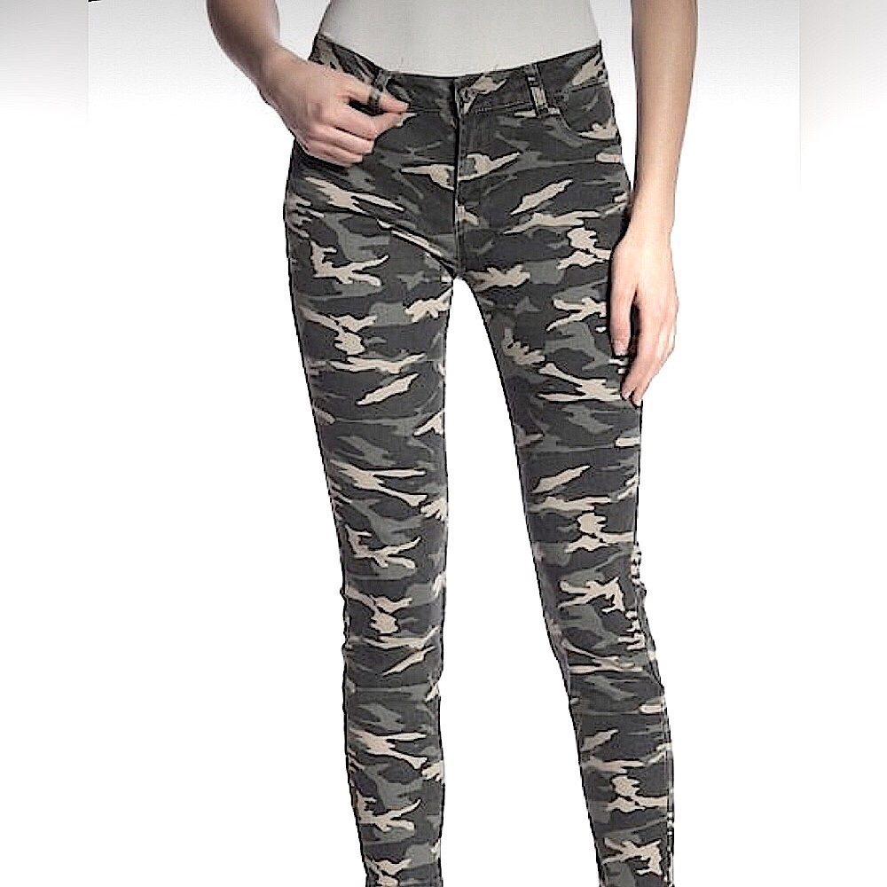 Jeans Skinny de Camuflaje Kensie - Talla 2/26