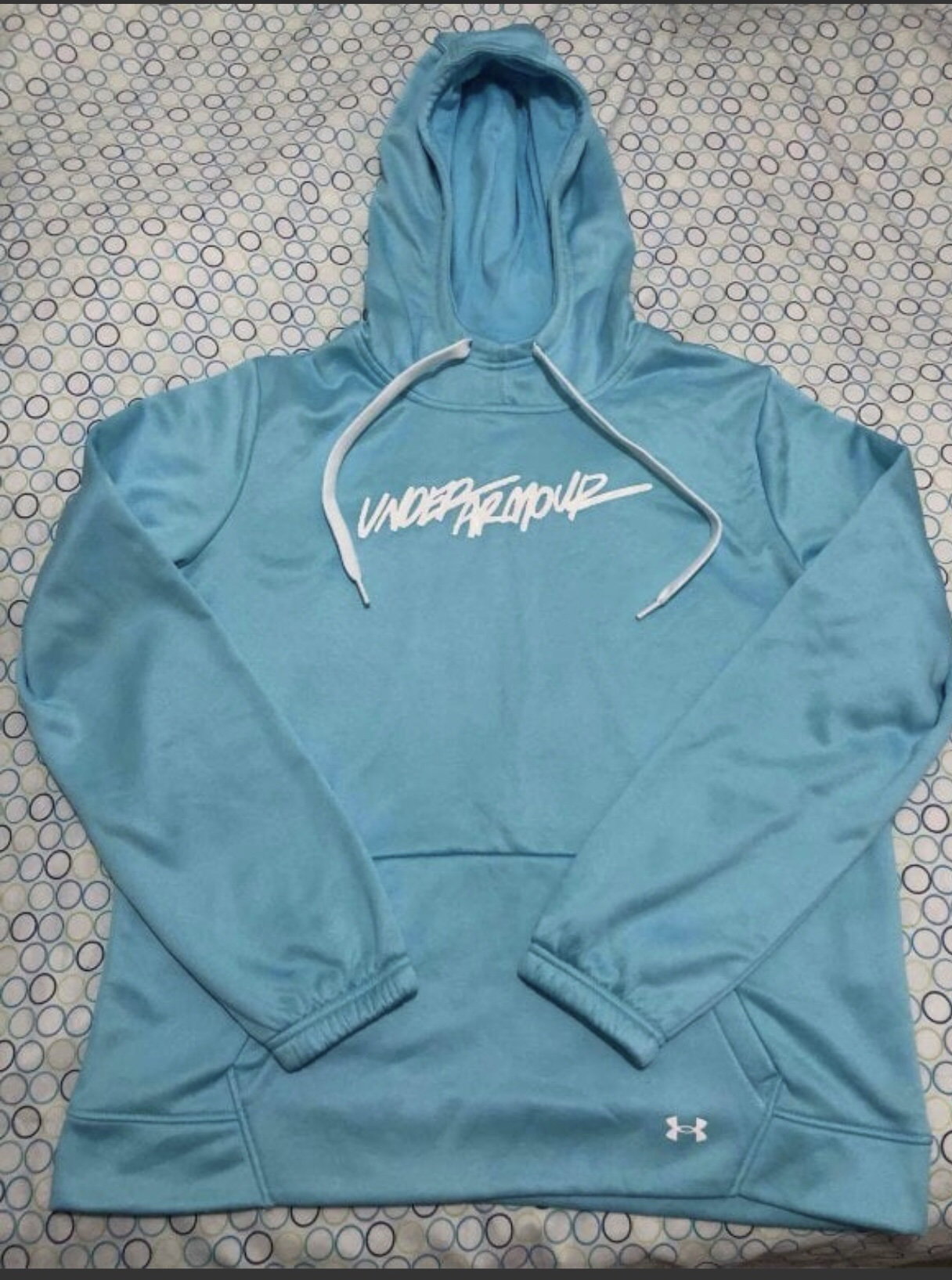 Hoodie Under Armour Azul Claro - Talla SM - Como Nuevo
