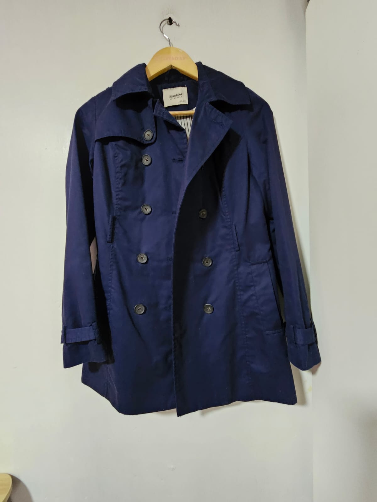Gabardina Azul Pull & Bear Talla S