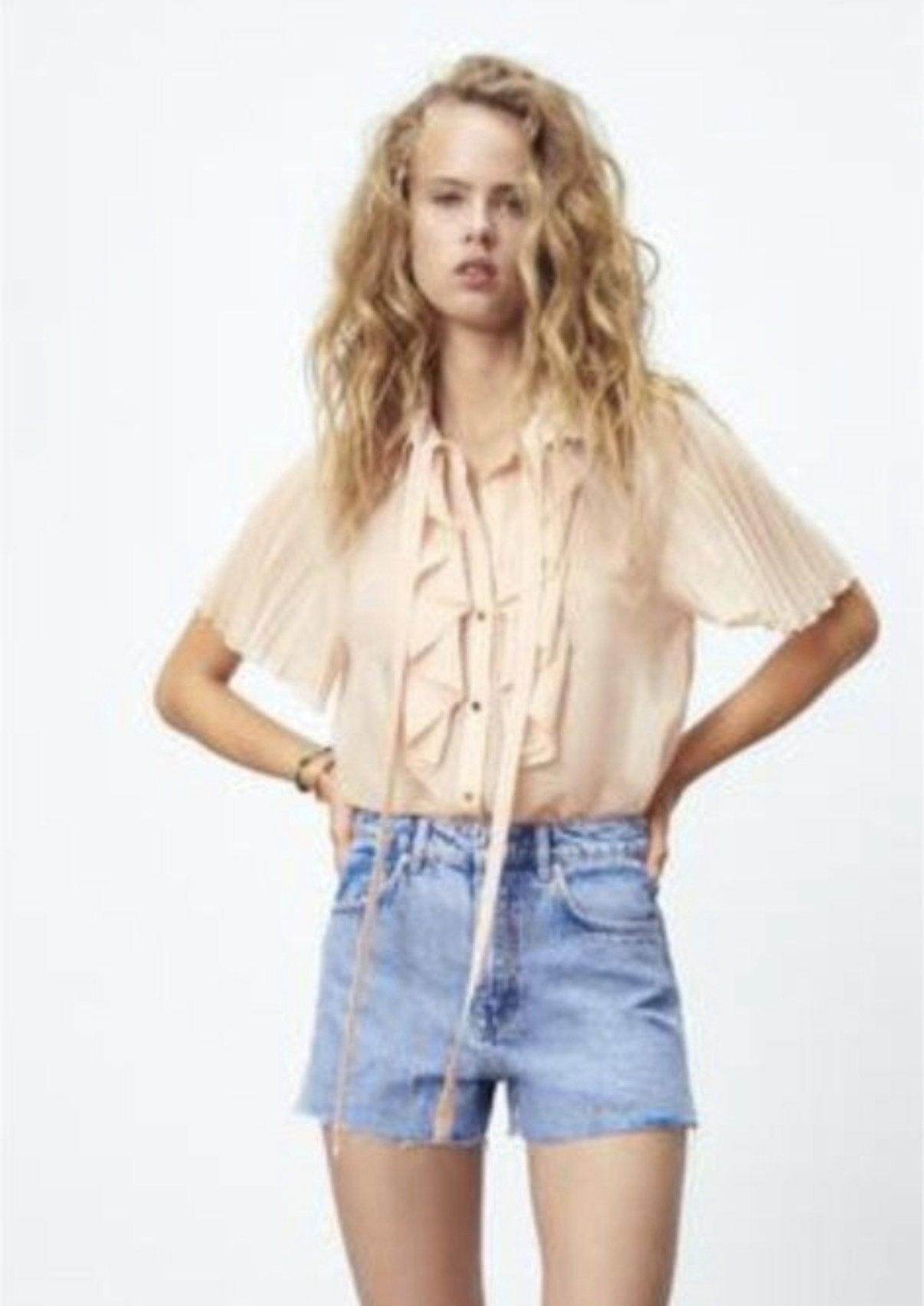 Blusa Zara con Volantes Talla S