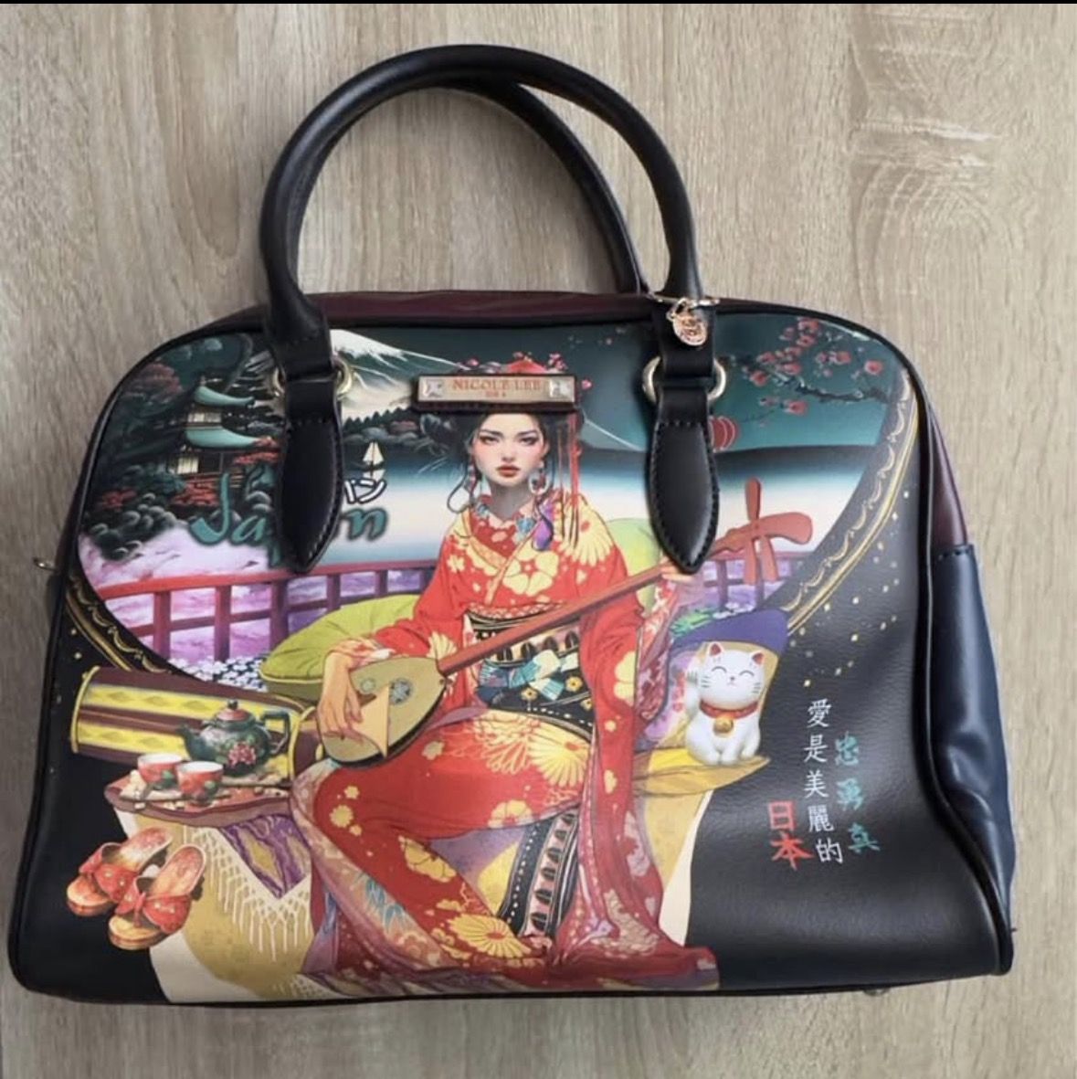 Bolso Nicole Lee Estilo Japonés con Diseño Artístico