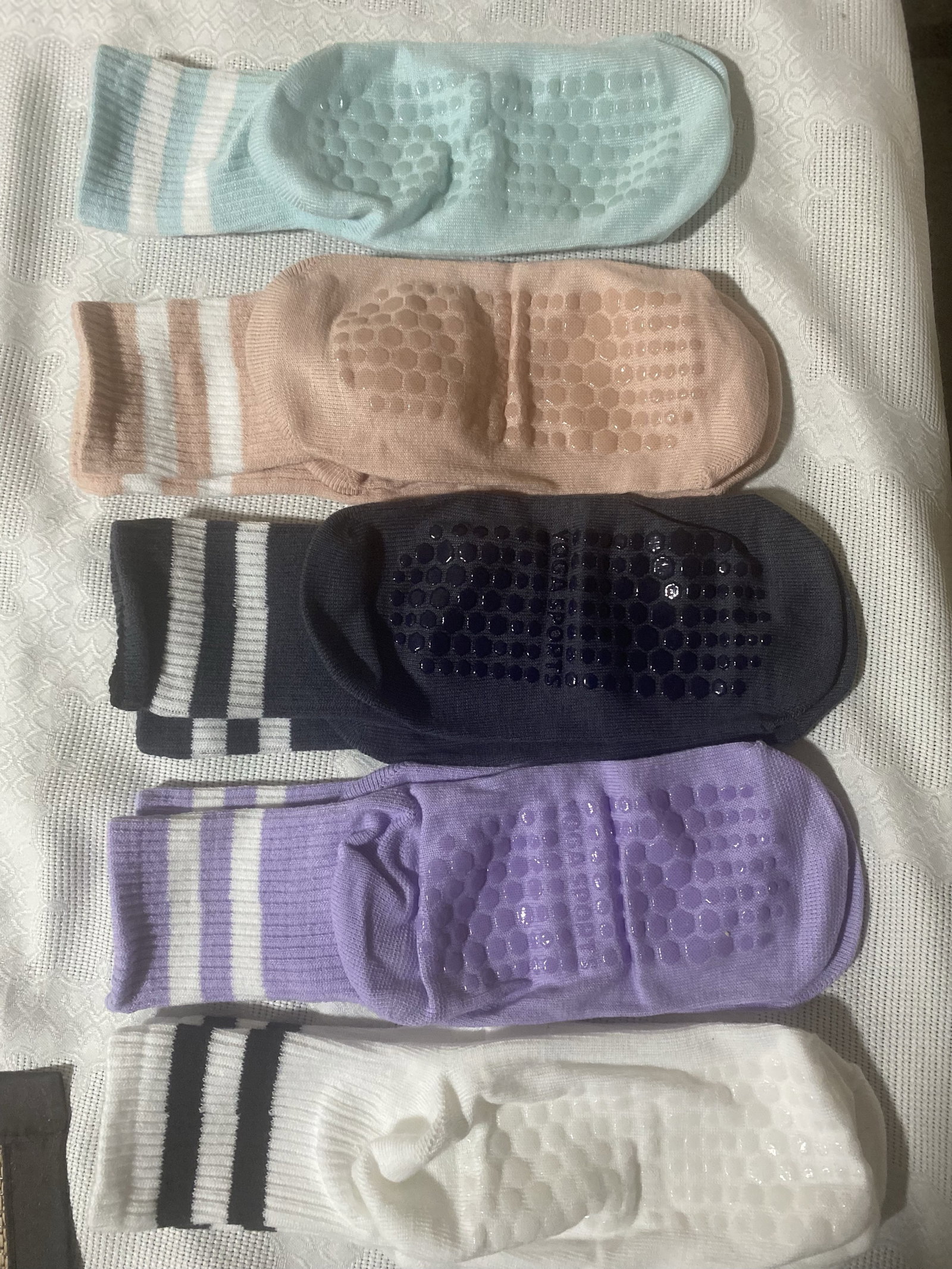 Calcetas Antideslizantes para Pilates, Yoga y Barre - 6 Piezas Nuevas
