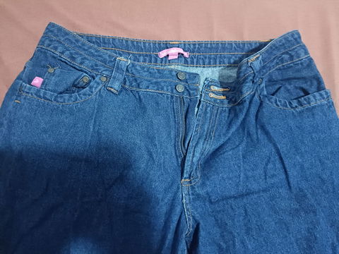 Pantalón de mezclilla