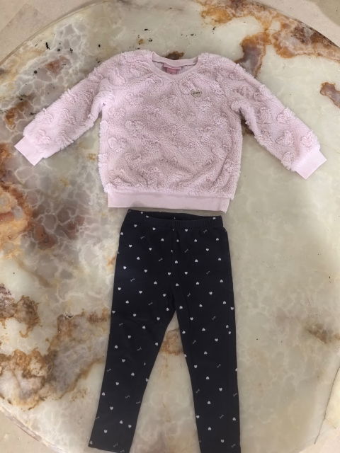 Conjunto Suéter y Pants Juicy Couture 4 años