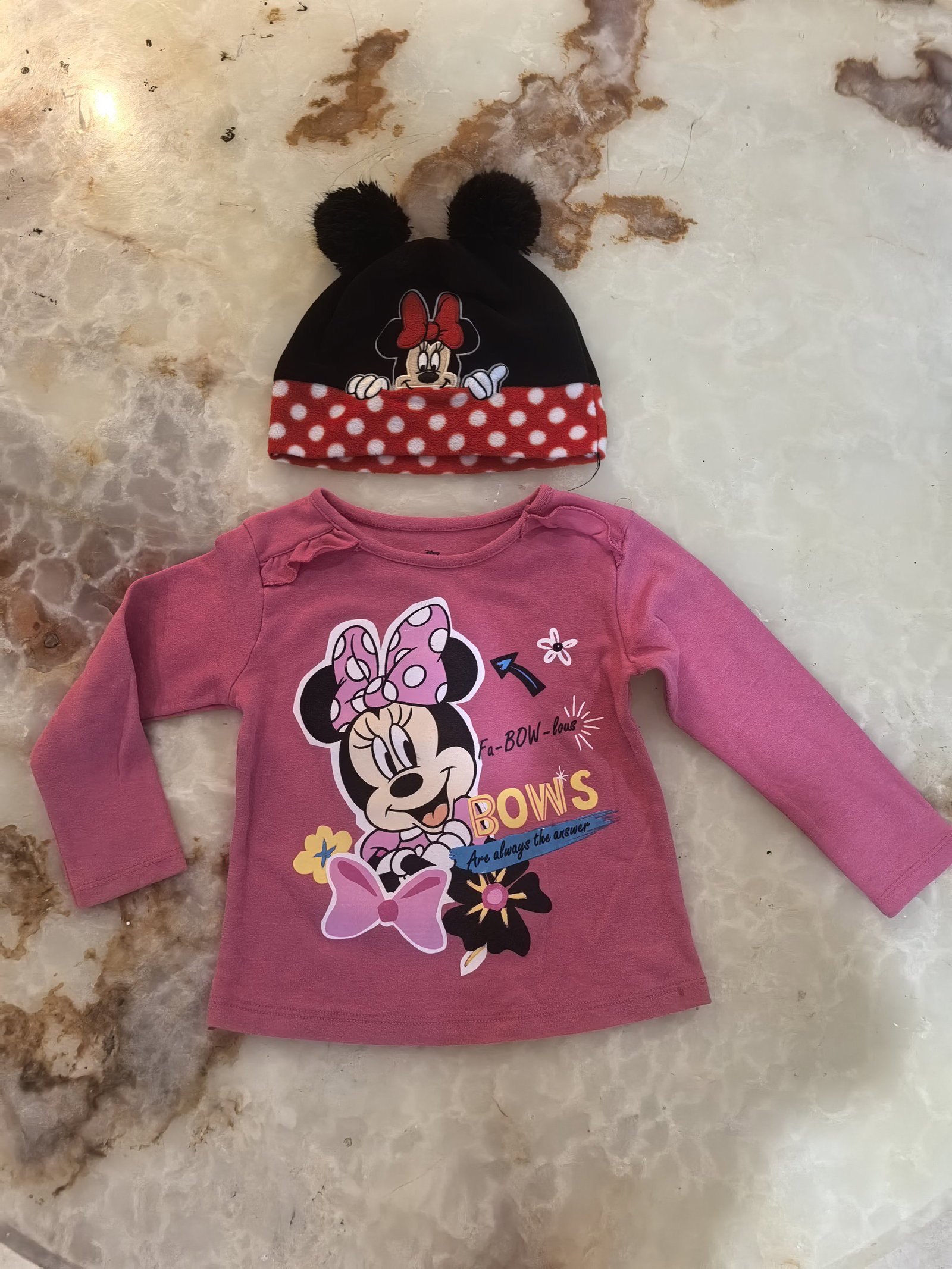 Conjunto Sudadera y Gorro Disney Minnie - 4 Años