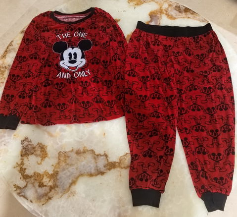 Pijama Disney Mickey Mouse - Talla Mediana - Como Nueva