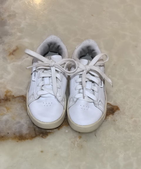 Tenis Puma Talla 17.5 en Buen Estado