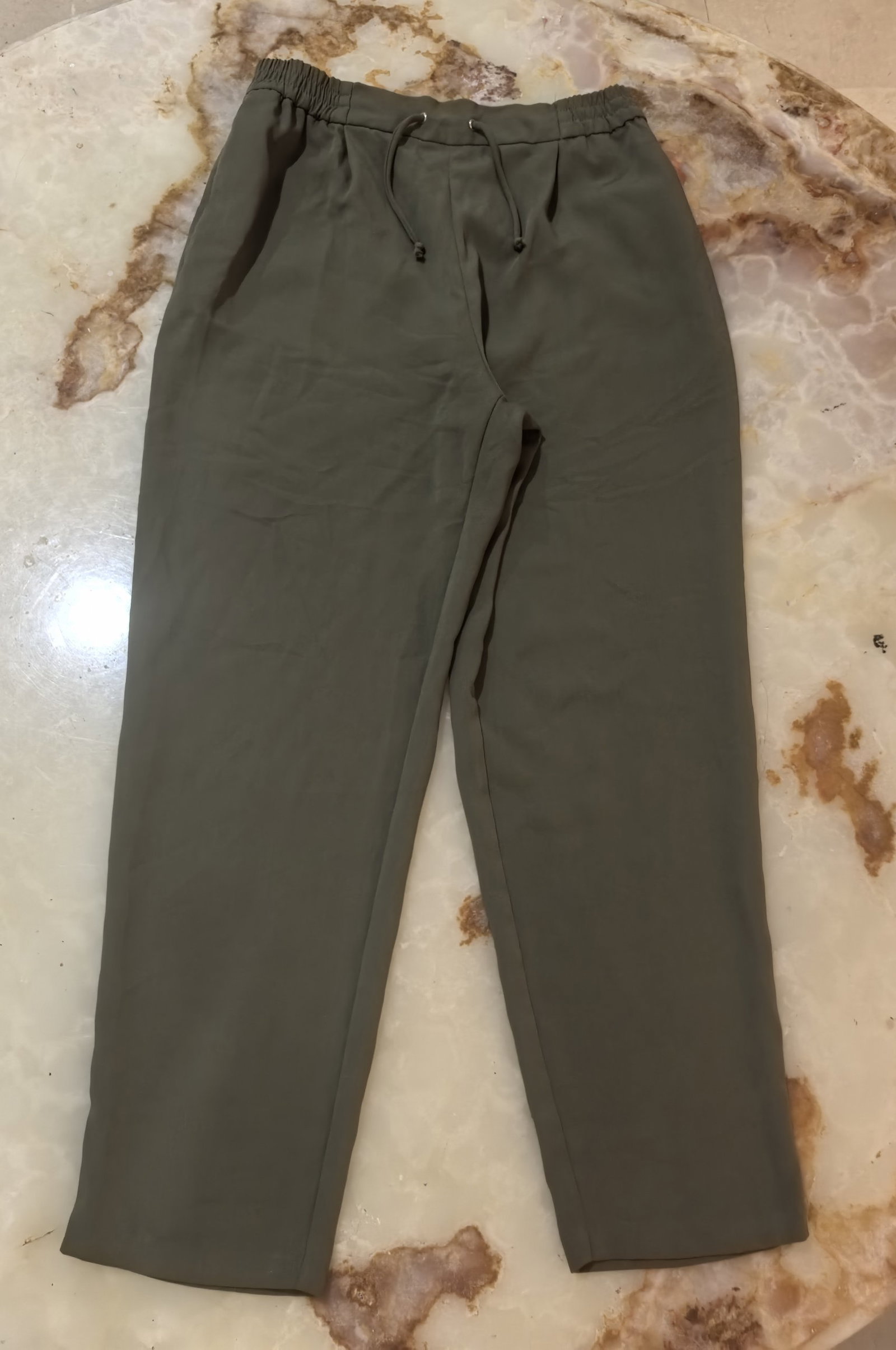 Pantalón Zara Verde Oliva Talla 26 Nuevo