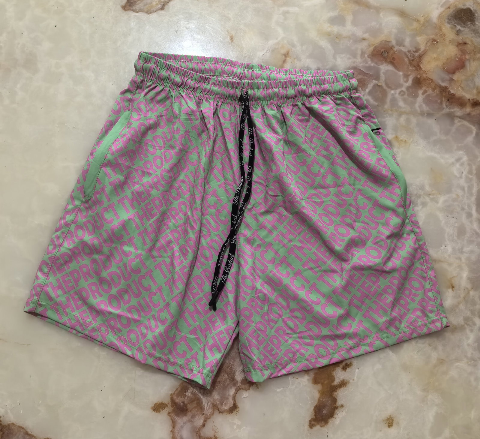 2X1 Short The product
