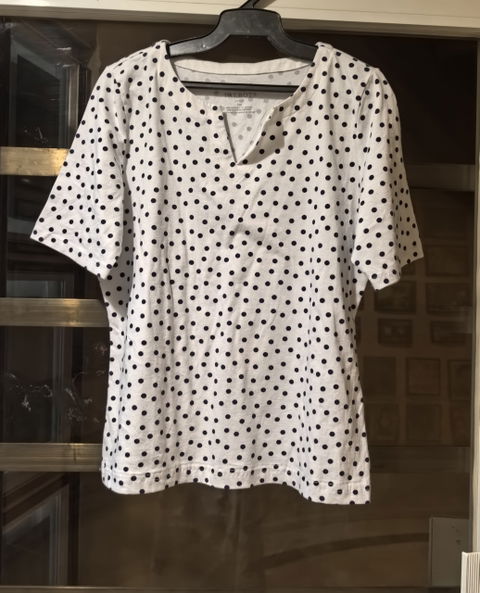 Blusa Talbots Nueva Talla MP con Estampado de Lunares