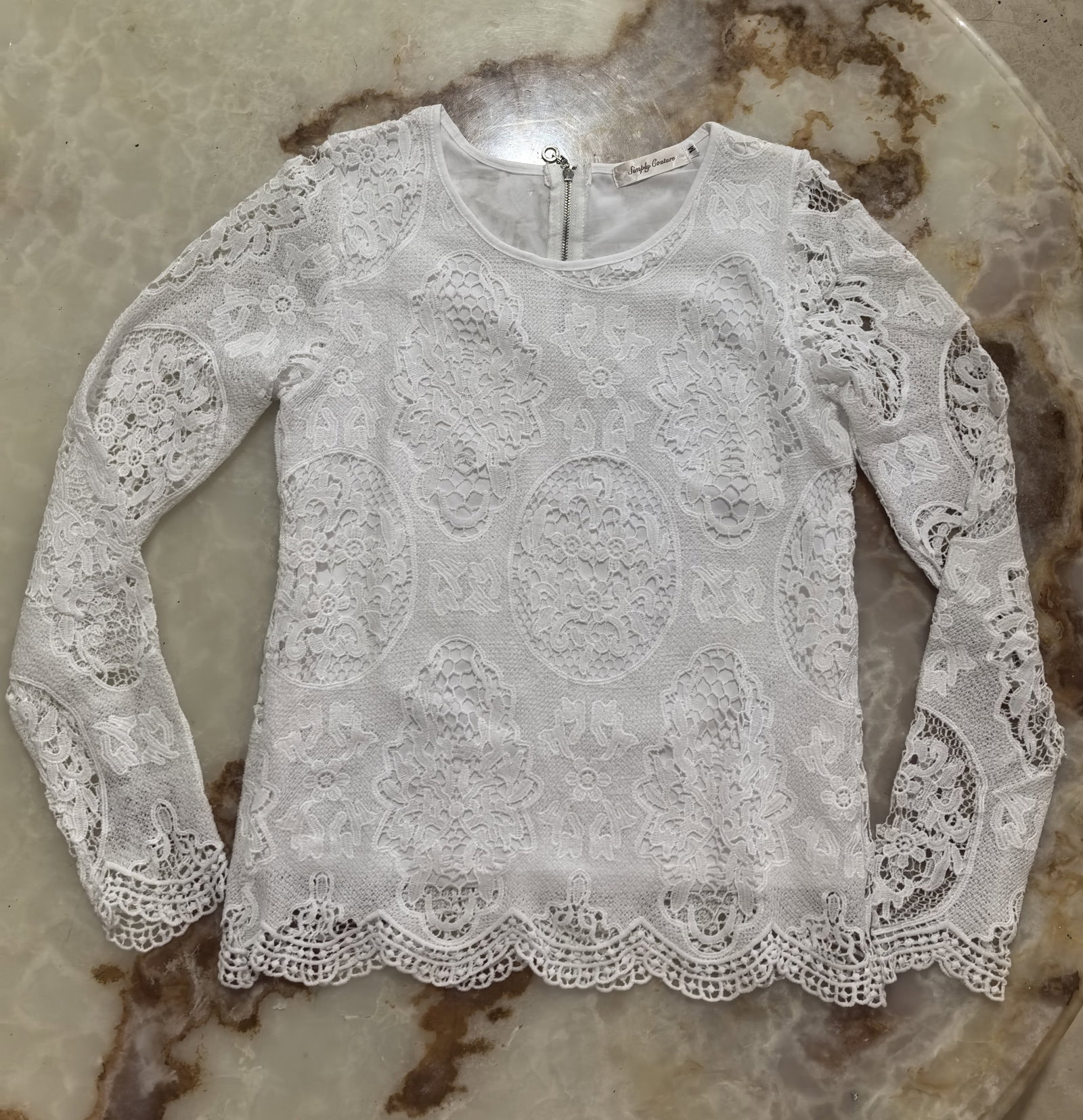 Blusa Simple Couture Blanca Talla M (Reduce a S) con Encaje