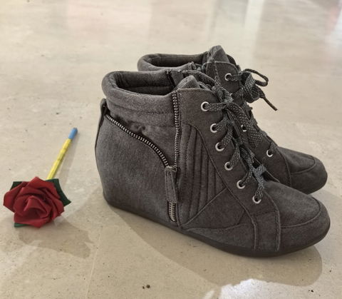 Botines con Cuña Interna Justice - Talla 25 cm (8 americano) - Nuevos