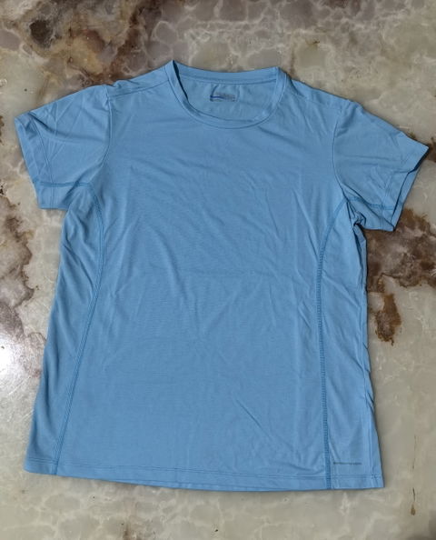 Playera Columbia Titanium Talla L