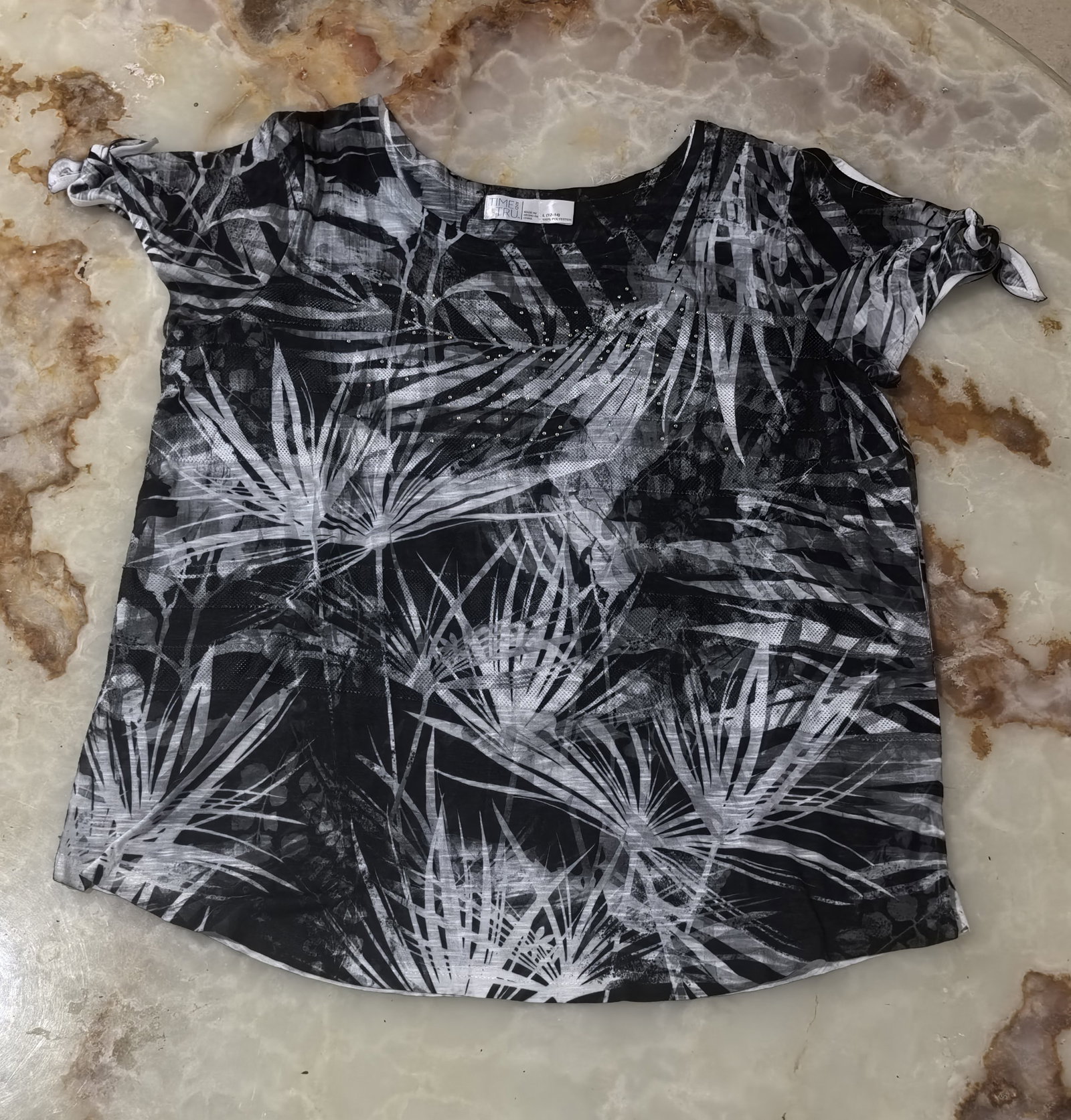 Blusa Time and Tru nueva, talla Large