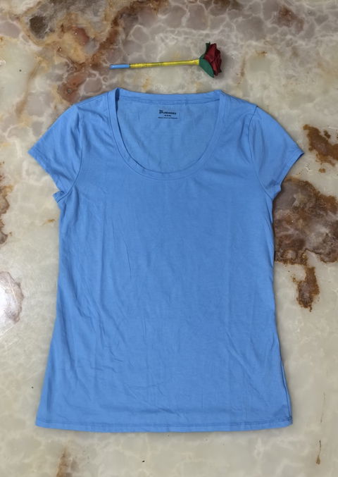Playera Azul No Boundaries Talla M