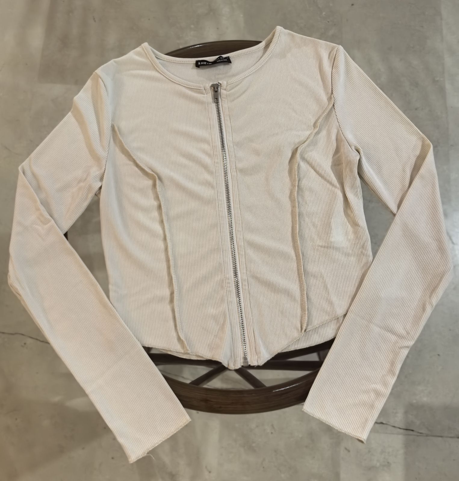 Crop Top Shein en color beis, talla M