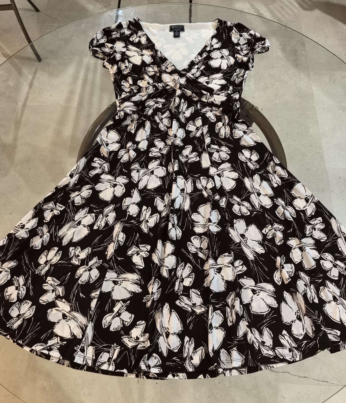 Vestido American Living Talla 6 Small con Estampado Floral