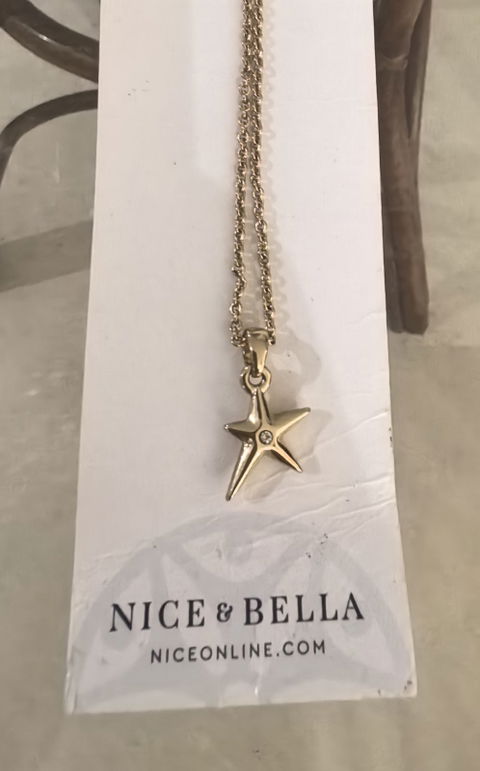 Collar de estrella Nice sin caja