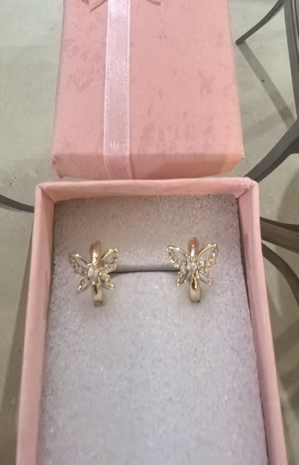Aretes de mariposa bañados en oro 18k