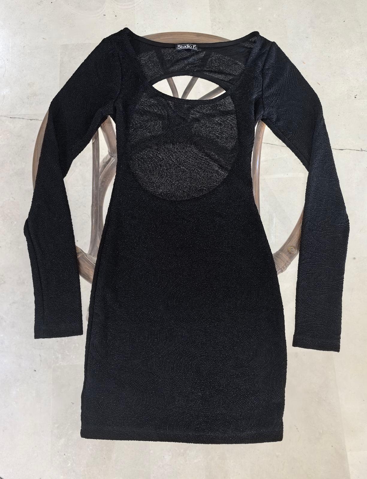 Vestido negro espalda descubierta Studio F - Talla Small