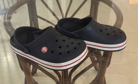Crocs talla 23 cm en buen estado