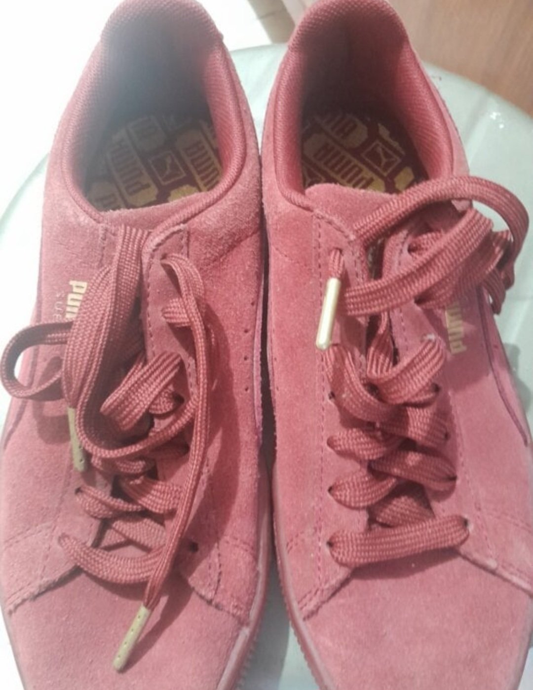 Tenis Puma Suede Rojo en Excelente Estado
